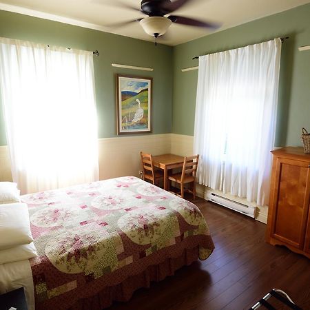 Auberge Le St-Georges Chicoutimi 外观 照片