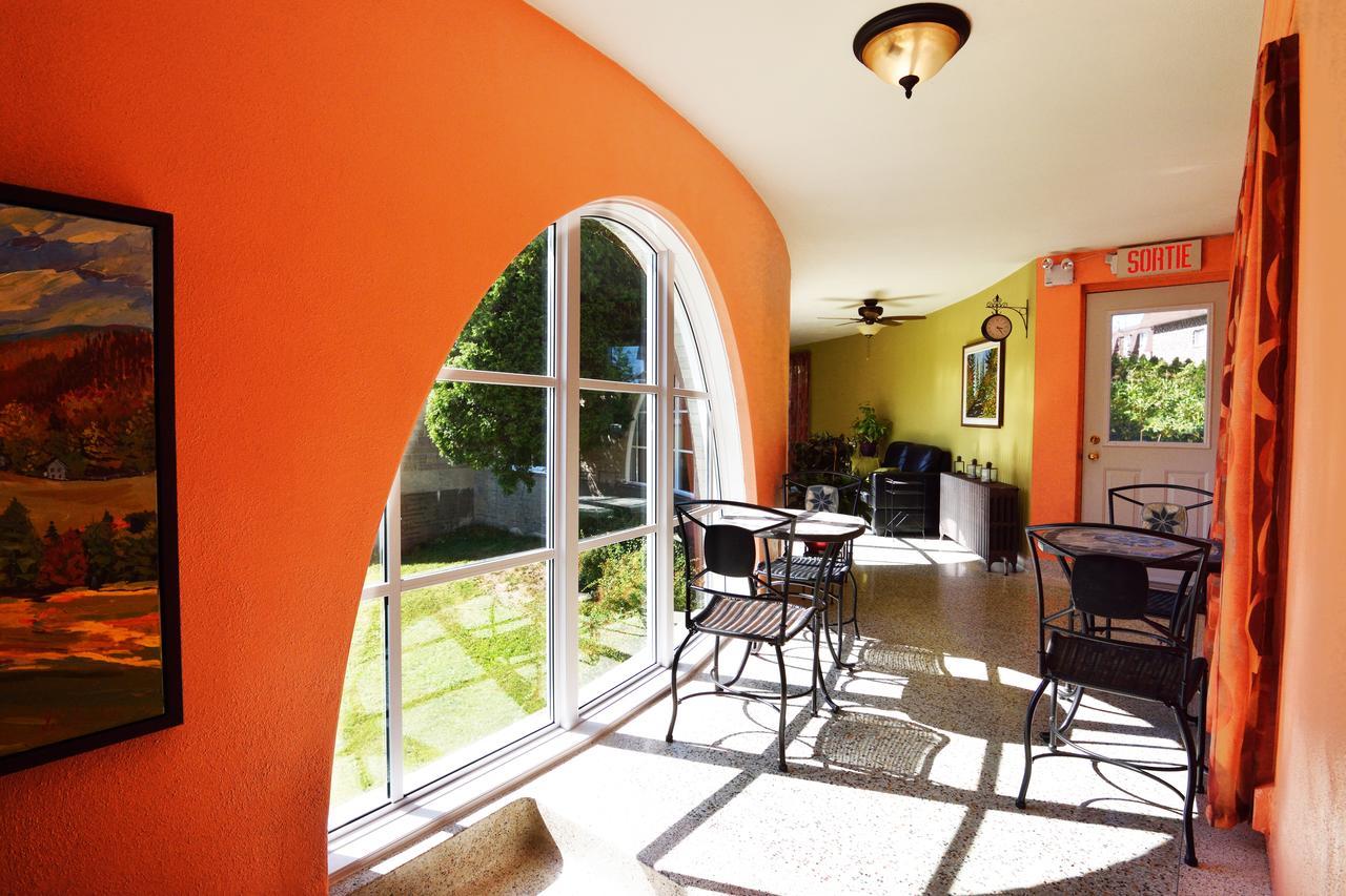 Auberge Le St-Georges Chicoutimi 外观 照片