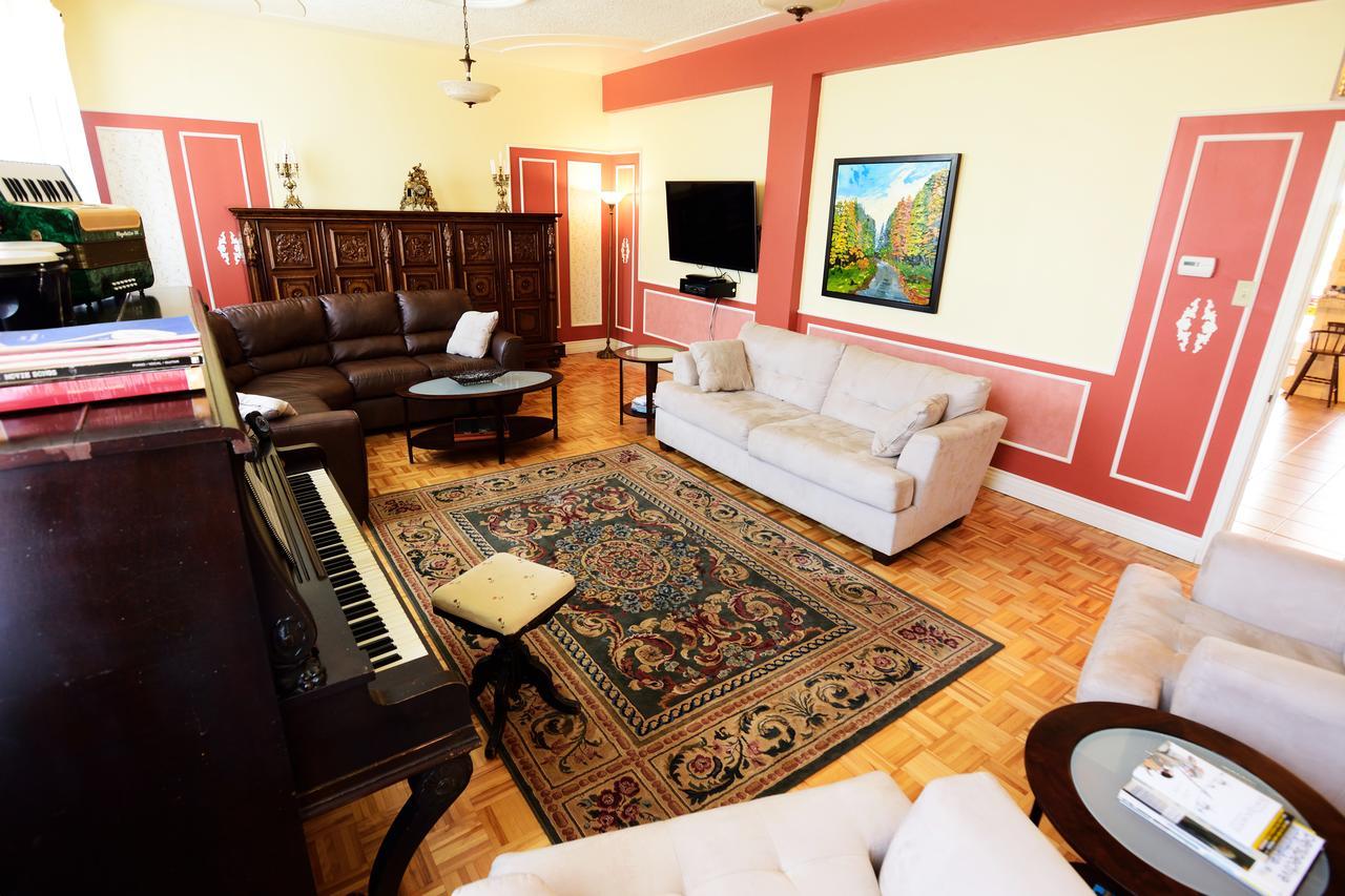 Auberge Le St-Georges Chicoutimi 外观 照片