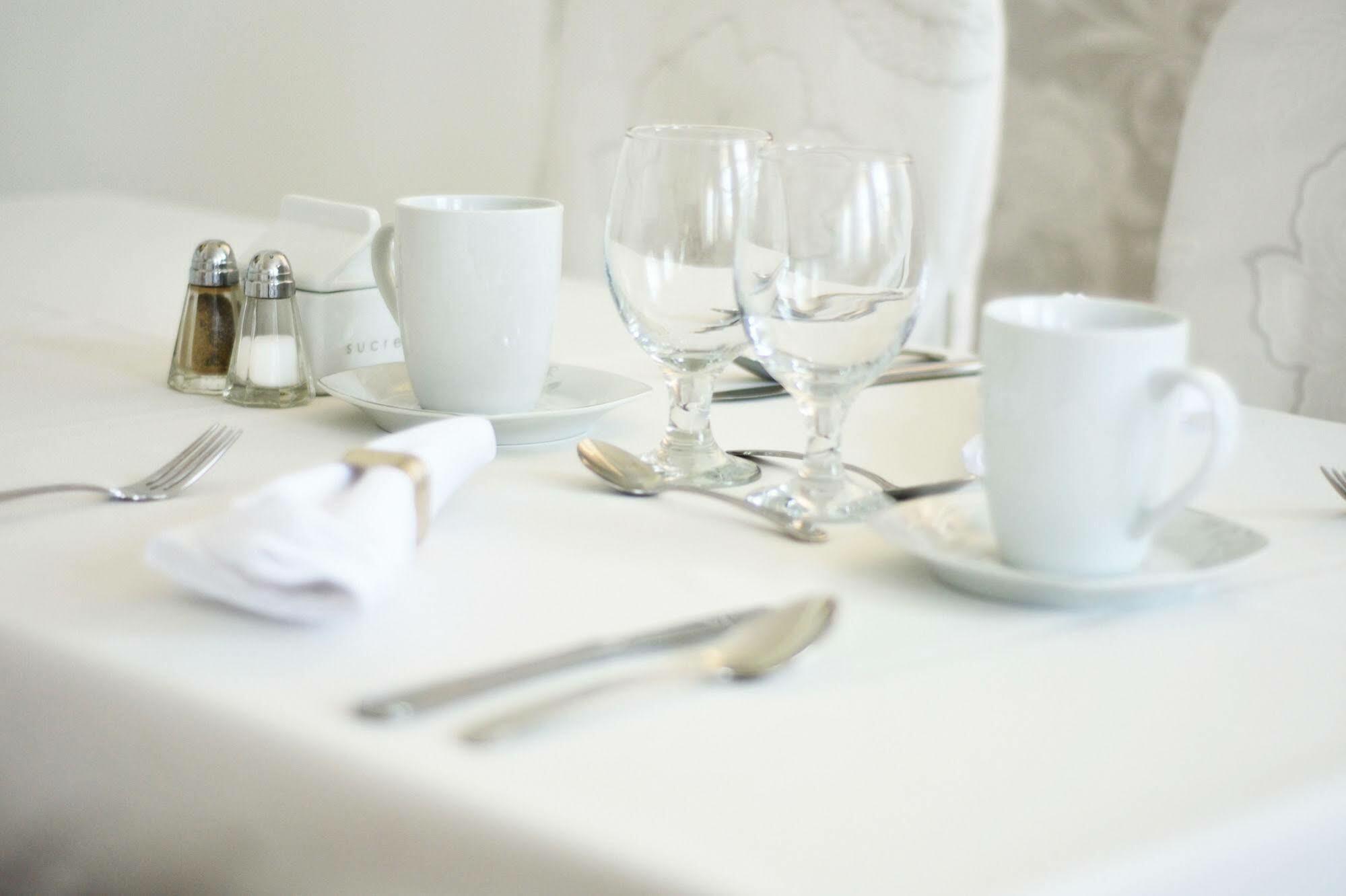 Auberge Le St-Georges Chicoutimi 外观 照片
